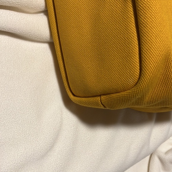 MICHAEL KORS bucket bag - Picture 5 of 13